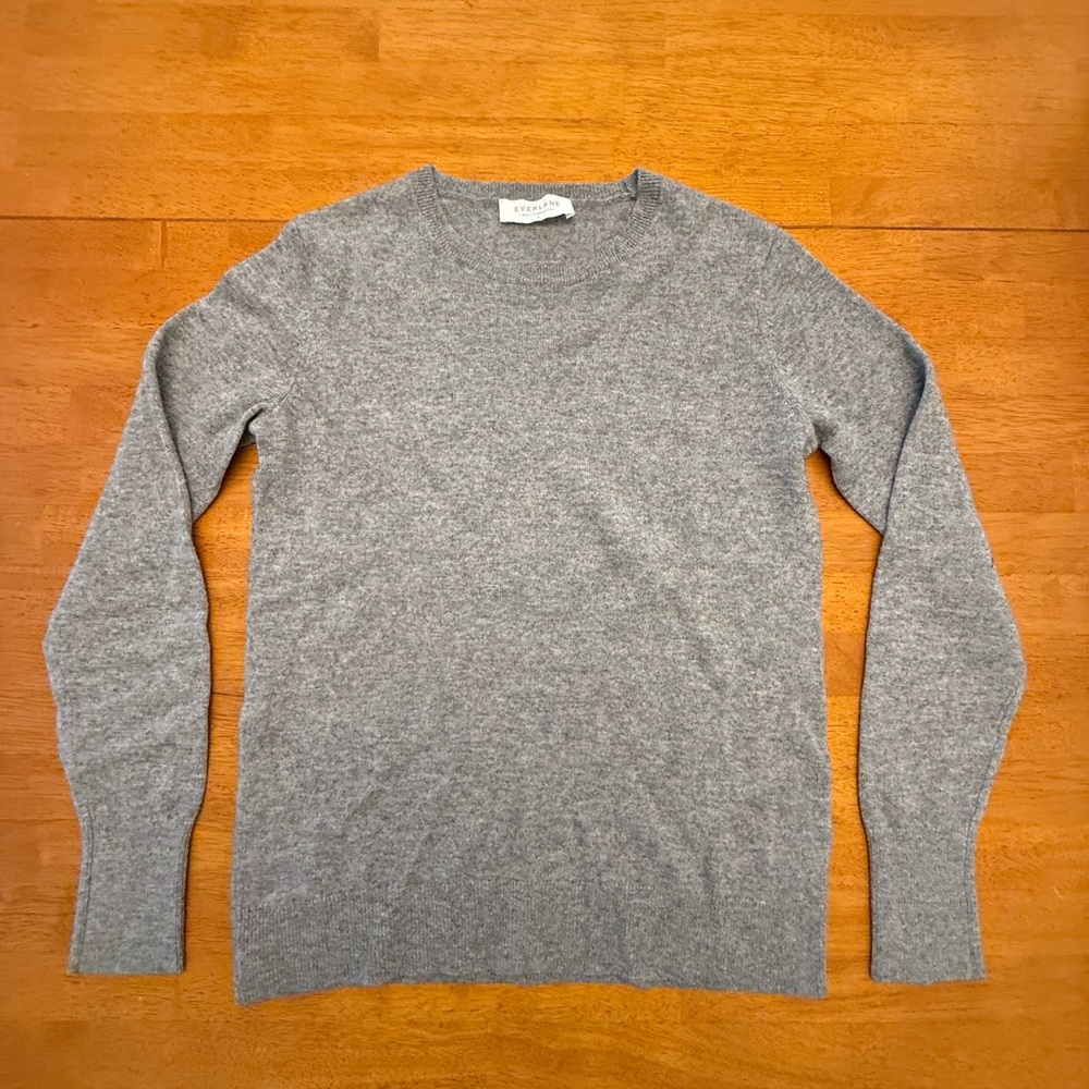 Everlane Heather Gray Women’s Crewneck Sweater